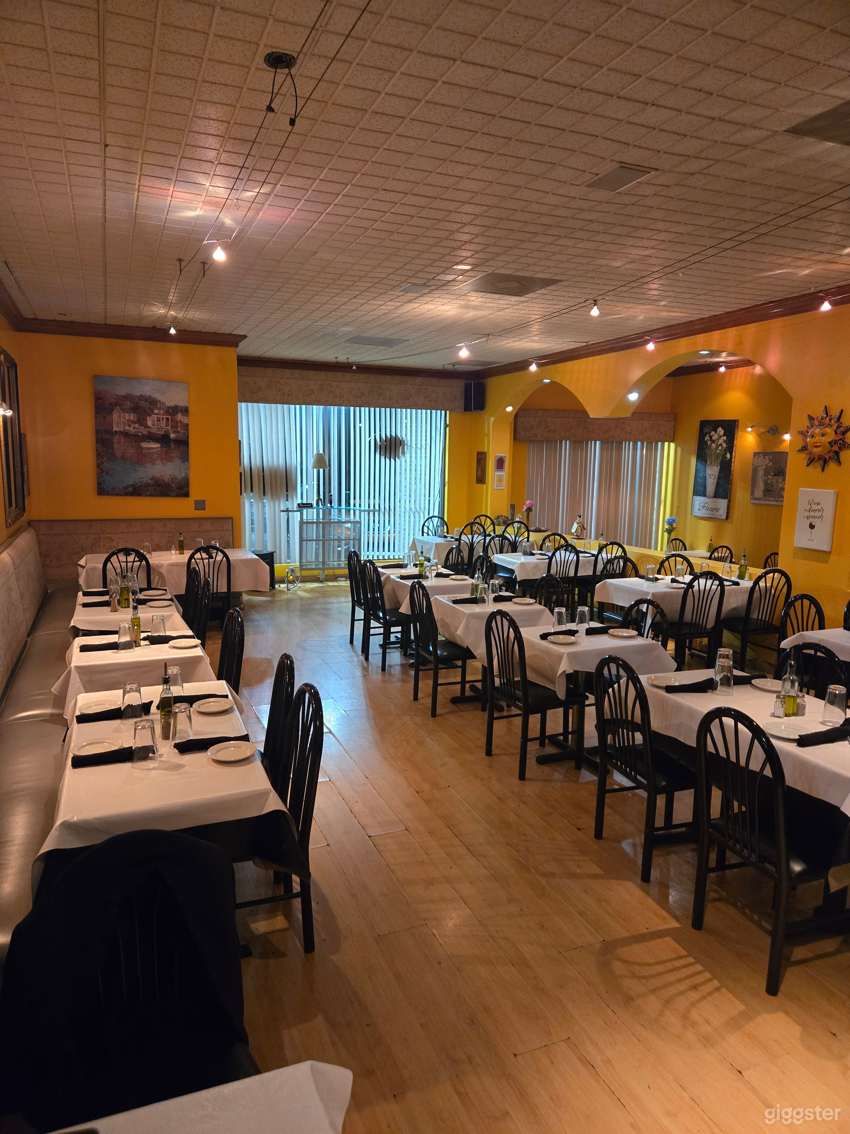 Upper level dining room