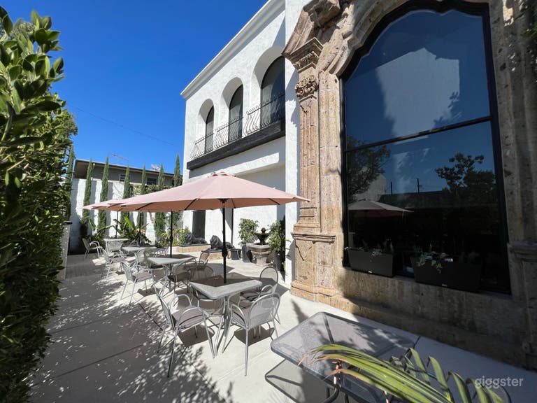  Magical Rosewood Studios 