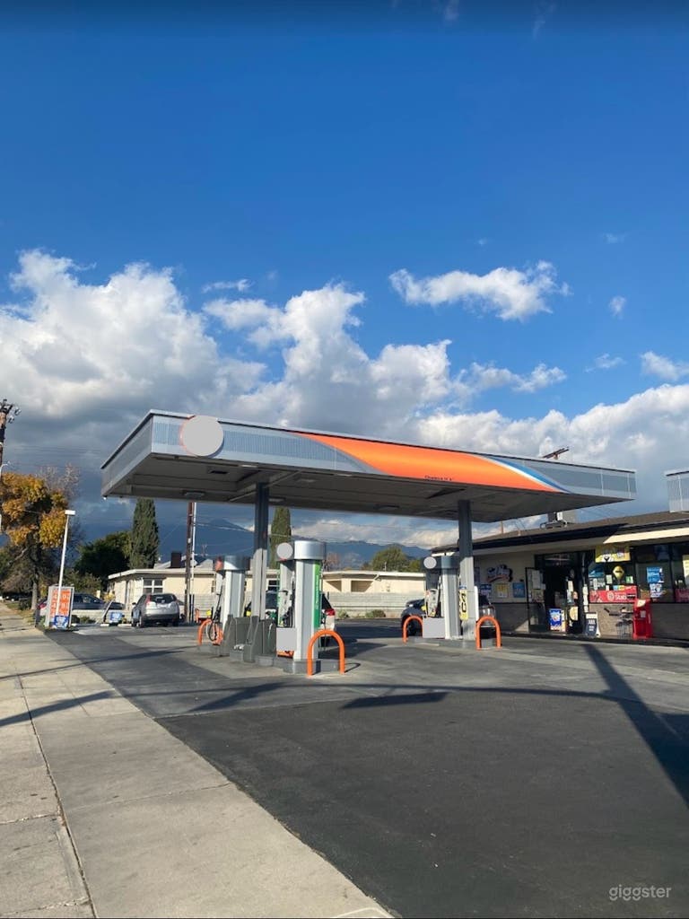  Clean and well-maintained neighborhood Gas Station 