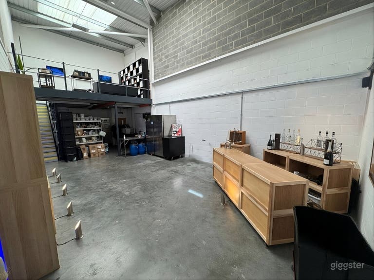  Spazio Eventi Loft Industriale 