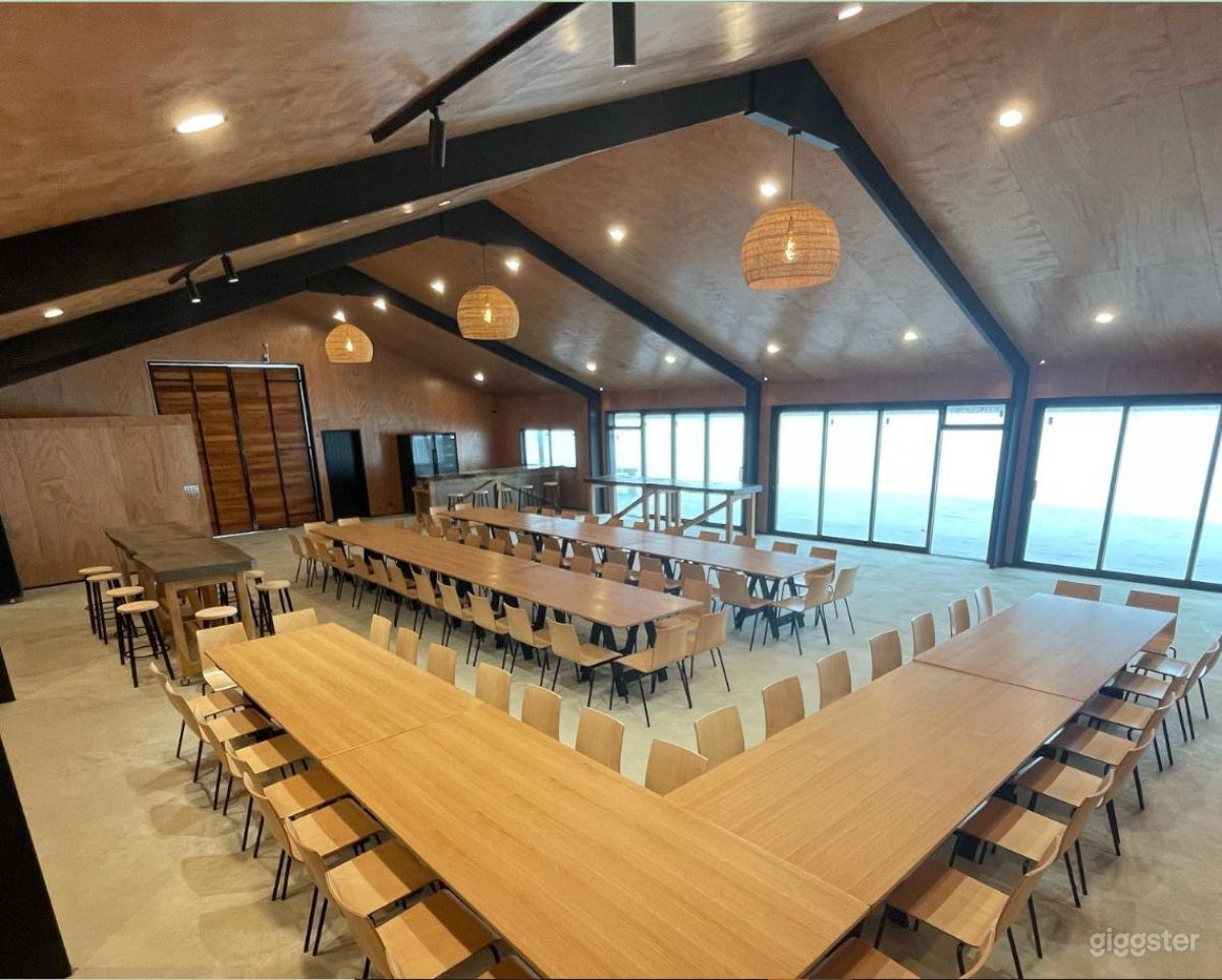 Top of the World Spacious Barn Photo 4