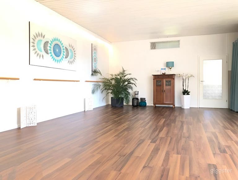  Helles Minimal Wellness Studio 