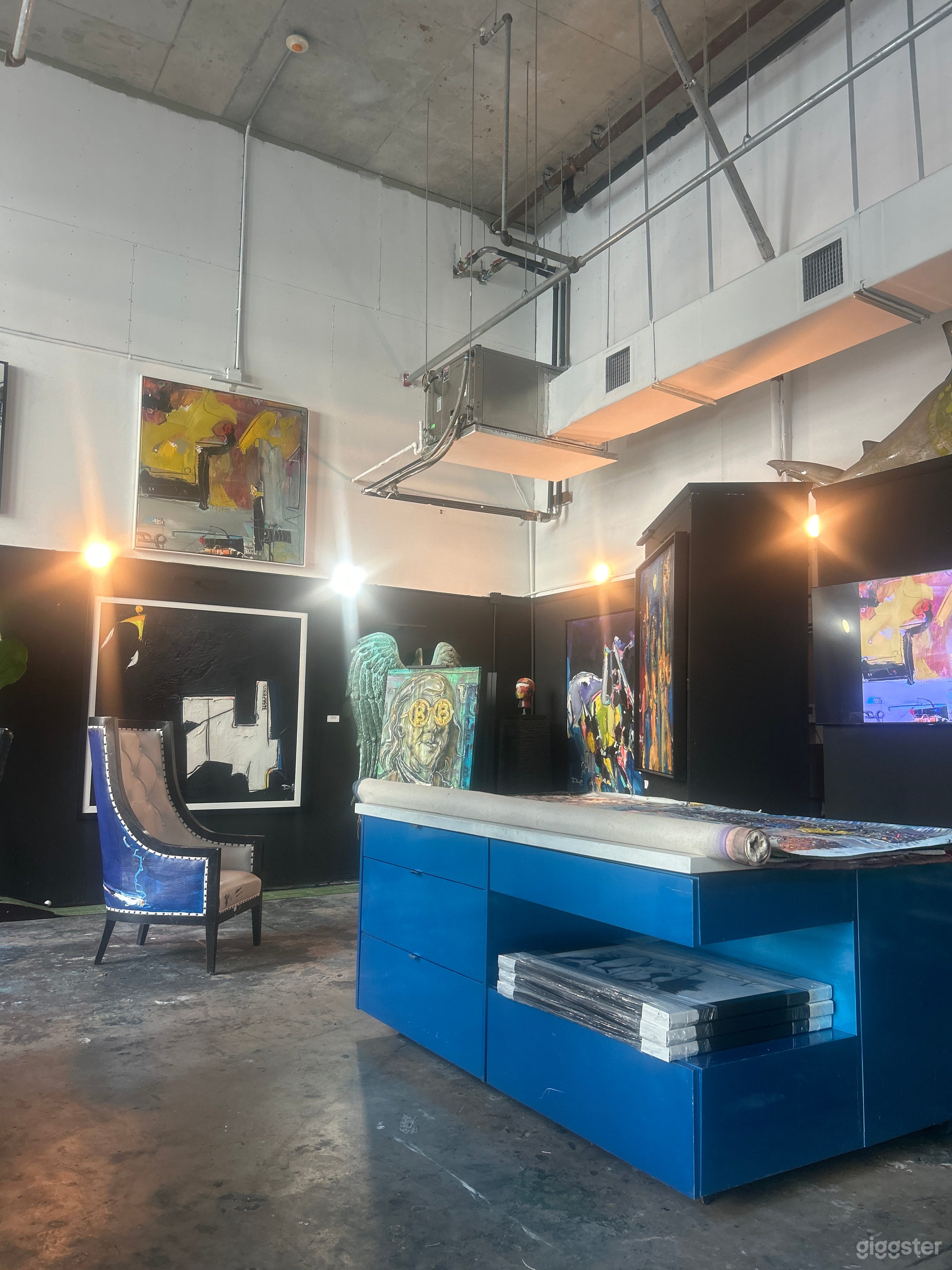 Downtown Miami Studio Photo 1