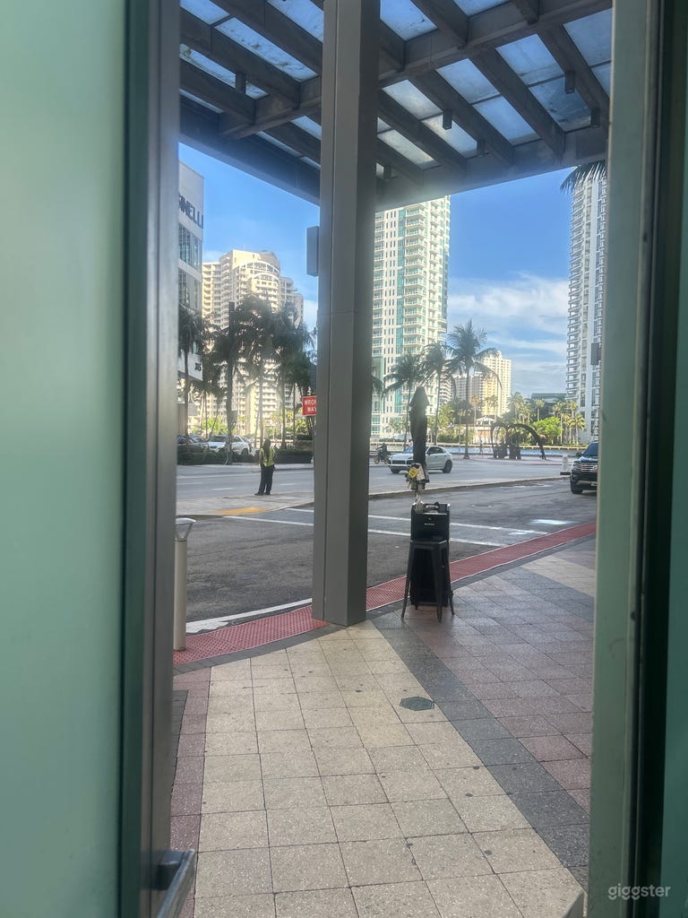  Downtown Miami Studio 