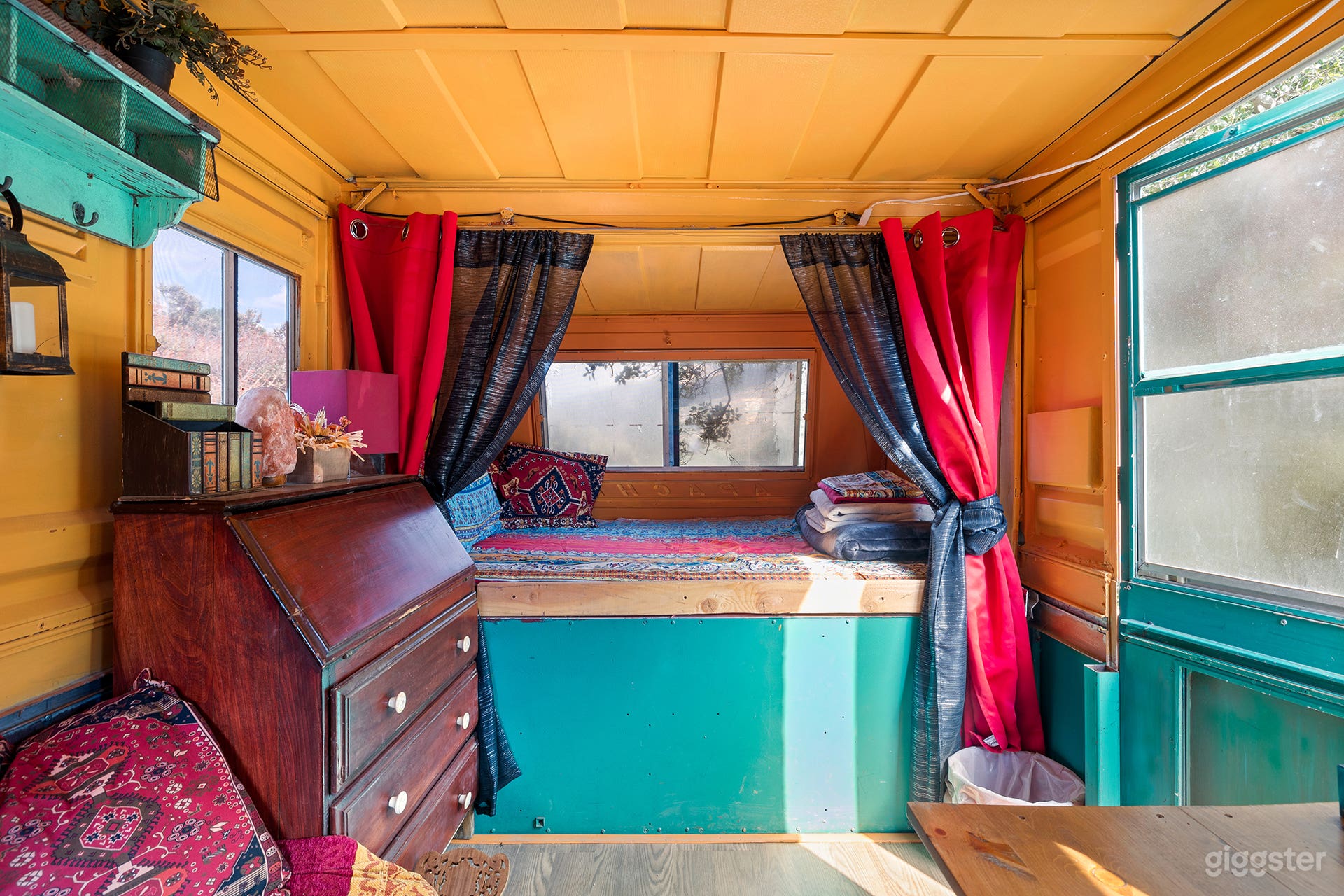 Boho Gypsy Trailer with Good Vibes & Great Views Photo 4