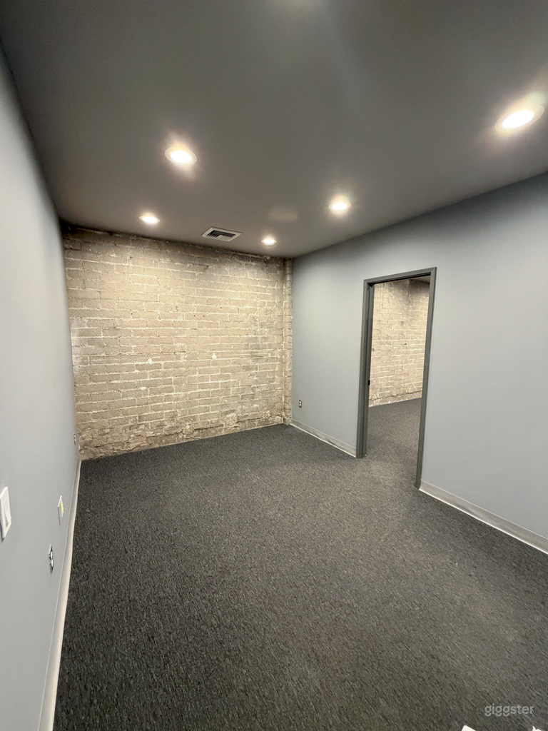  Espace Entrepôt 