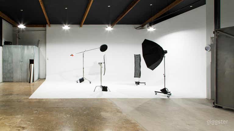  Well-equipped Cyclorama Studio in Phoenix 