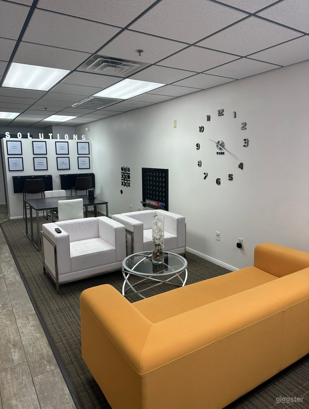 A boutique-style coworking space Photo 3