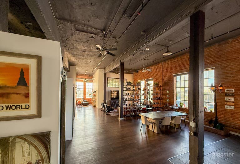  3,000 Sq Ft Industrial Natural Light Loft Warehouse 