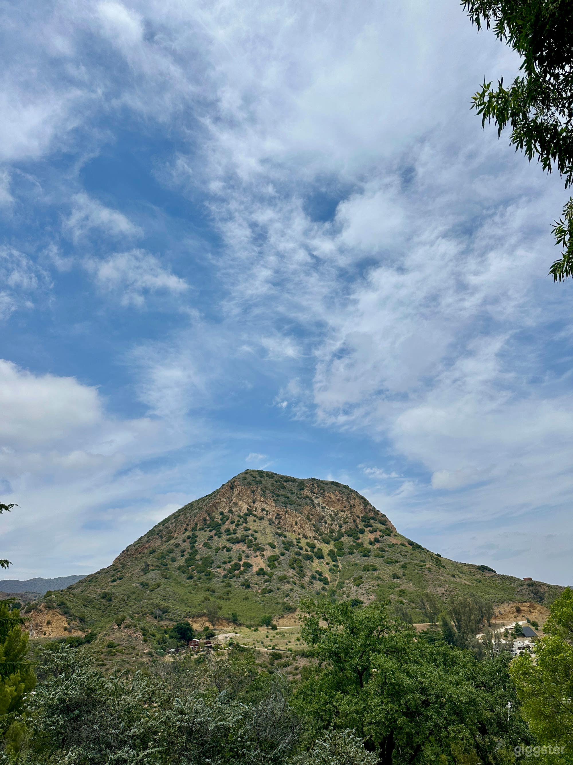 Santa Monica Mountain Retreat and Glam Homebase. Photo 2