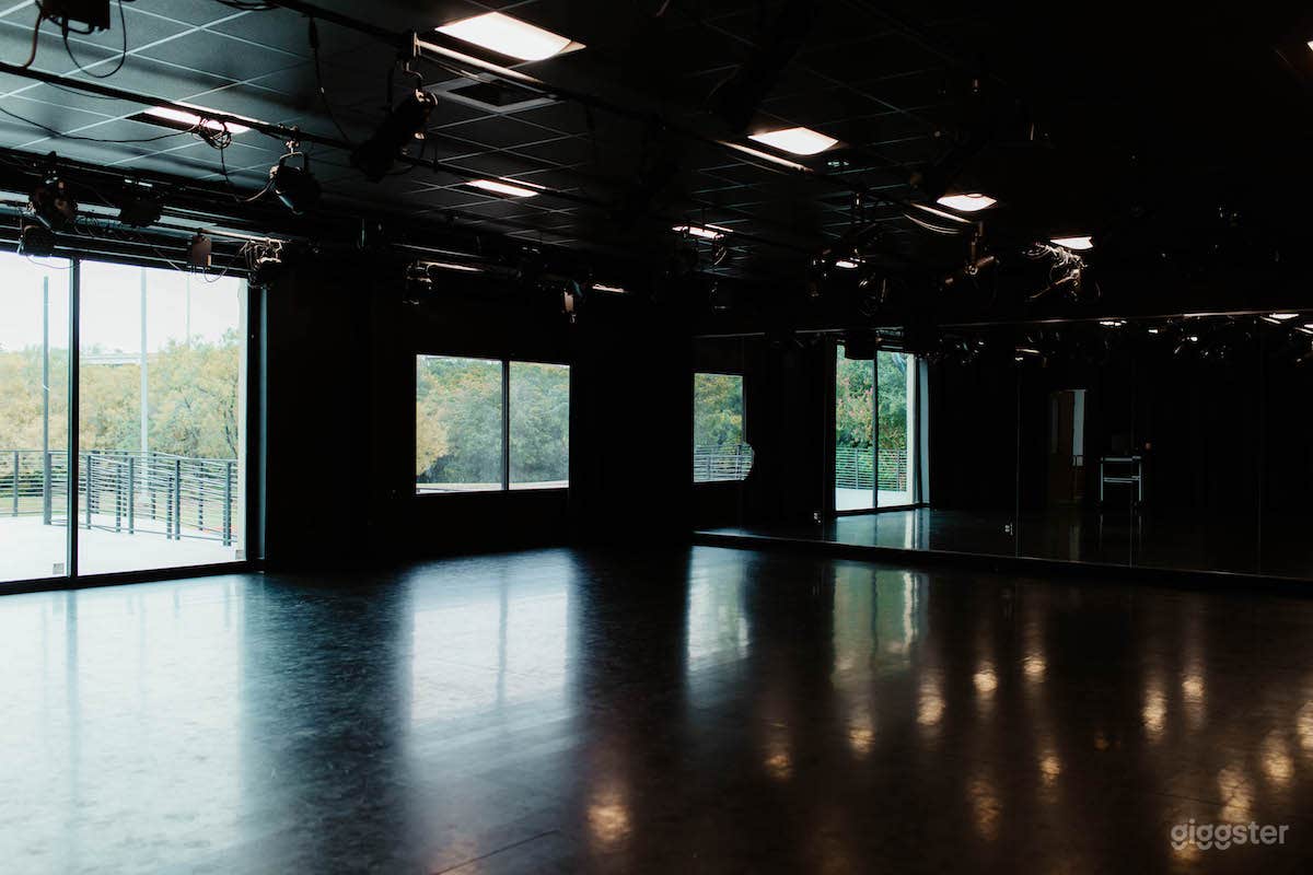 Black Box Theater - Studio 7 Photo 4