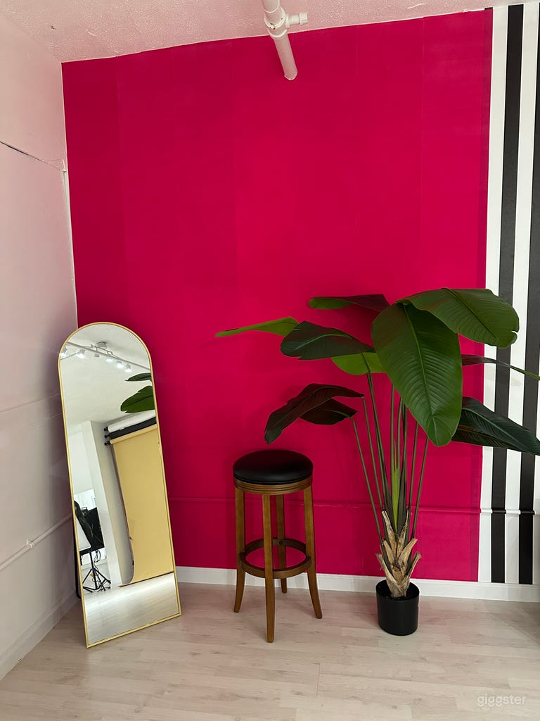  Luxury creative studio 