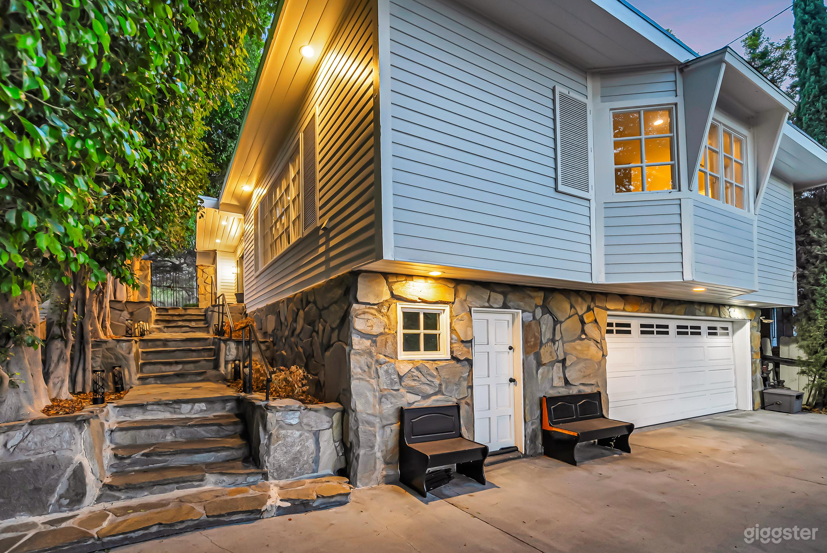 Bright Contemporary Home w/ Backyard Oasis & Skylights Photo 1