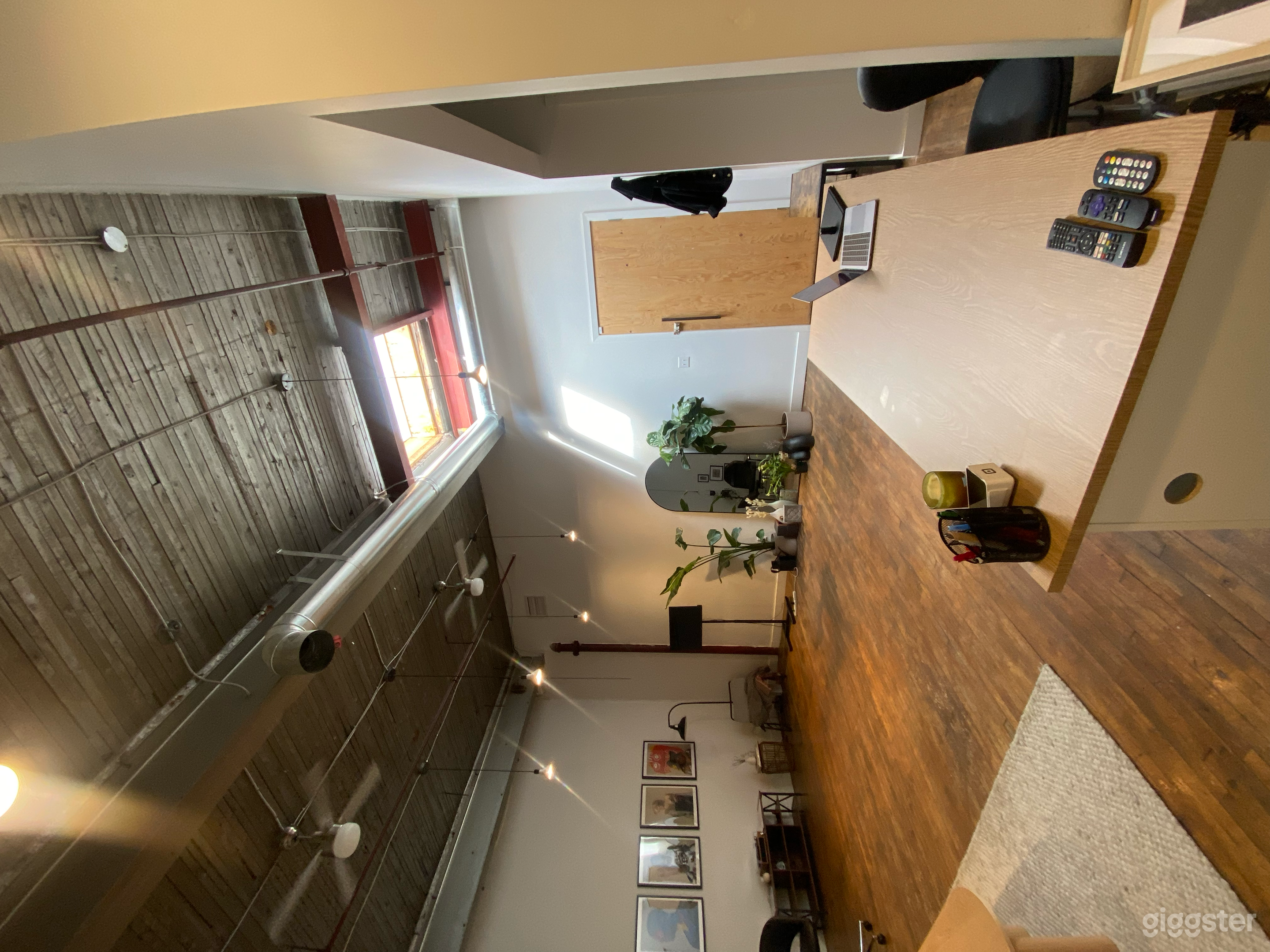 Private Studio Loft for Art, Beauty & Wellness  Photo 4