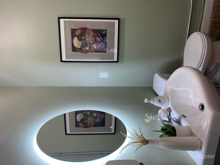  Private Studio Loft for Art, Beauty & Wellness  