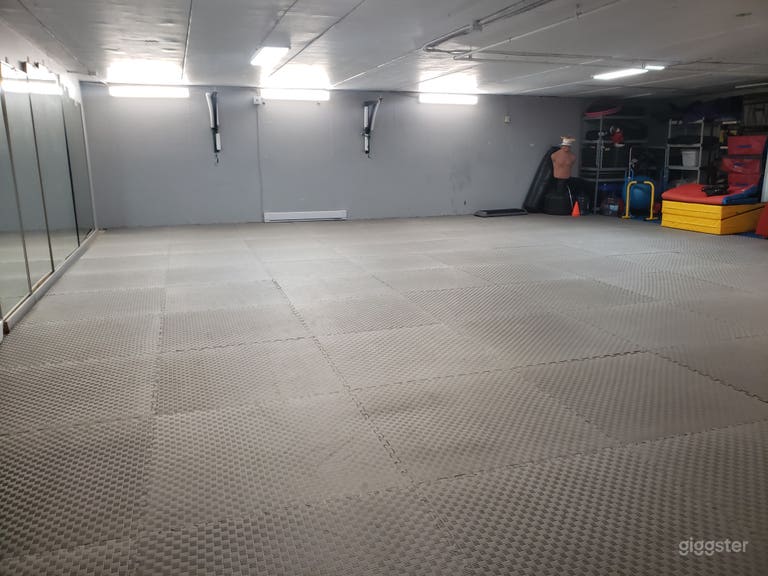  Dojo Style Matted Space For Rent 