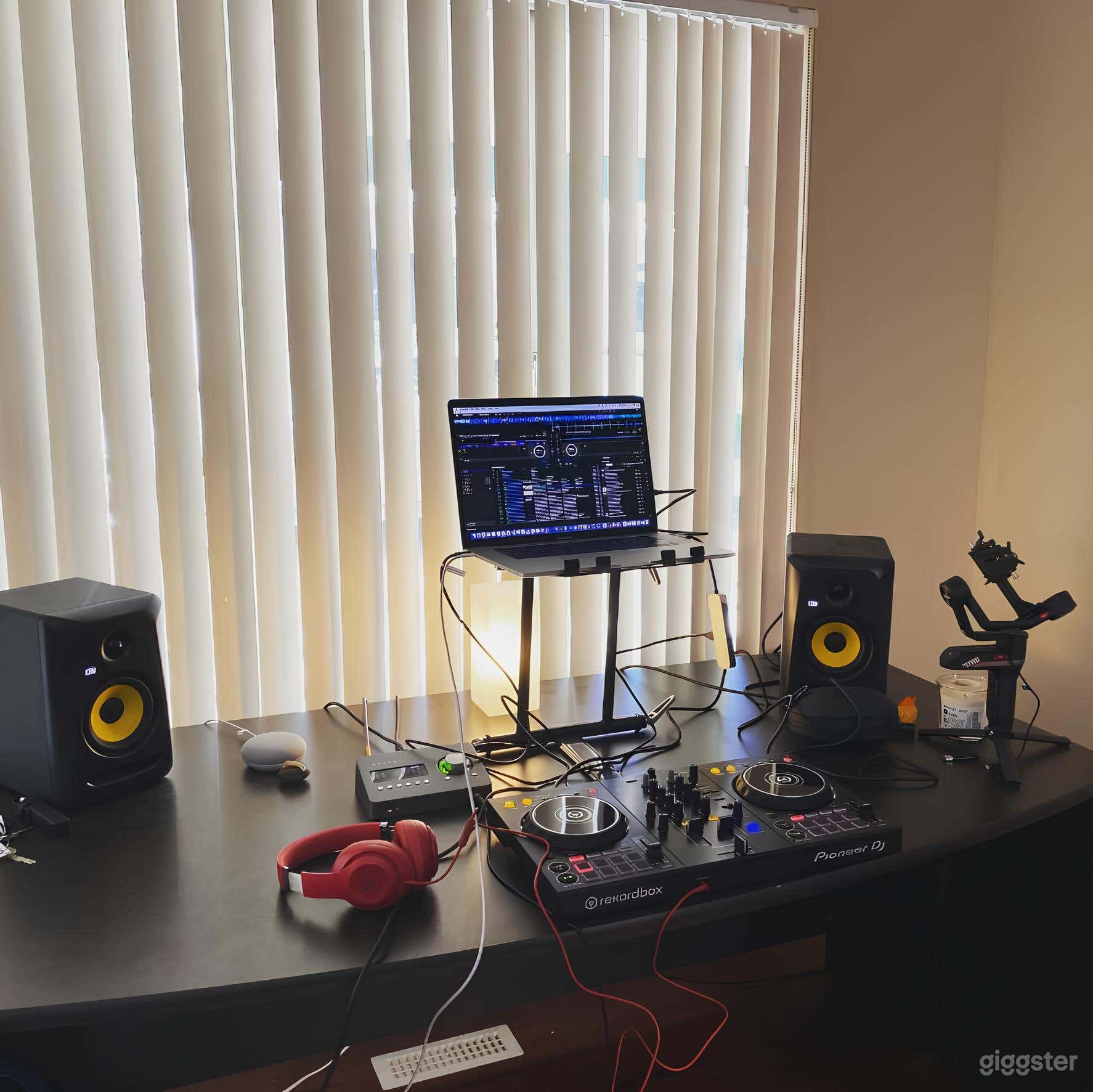 Urban Music Recording Studio Photo 2