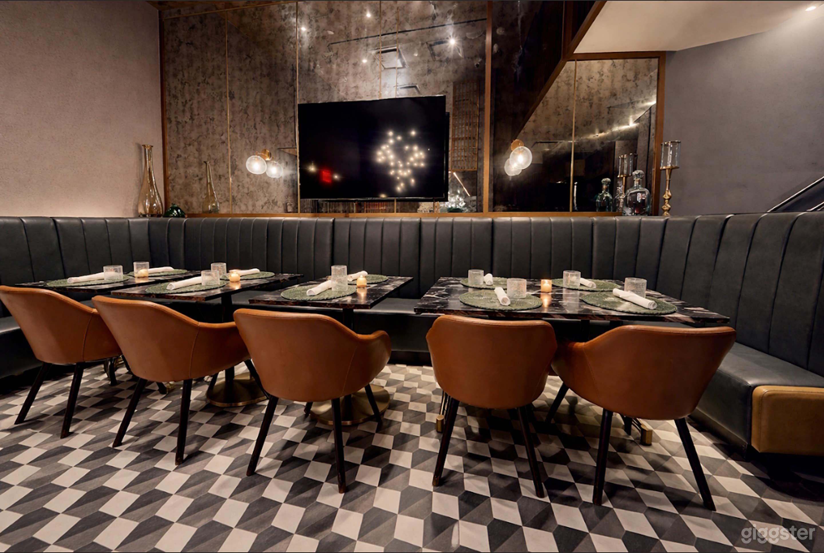 Modern Upscale Restaurant Event Space – Up to 150 Guests Photo 3