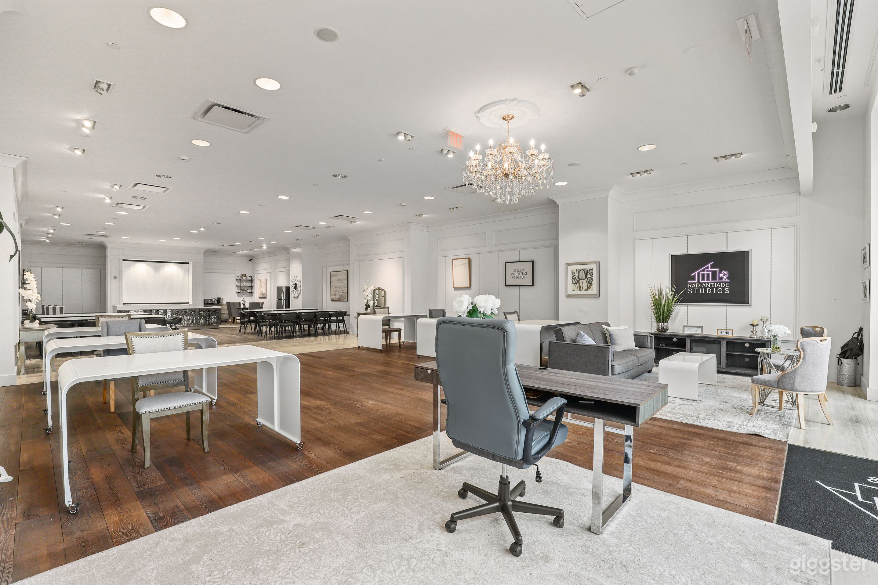 Elegant Event Space with Multiple Styled Rooms Photo 2