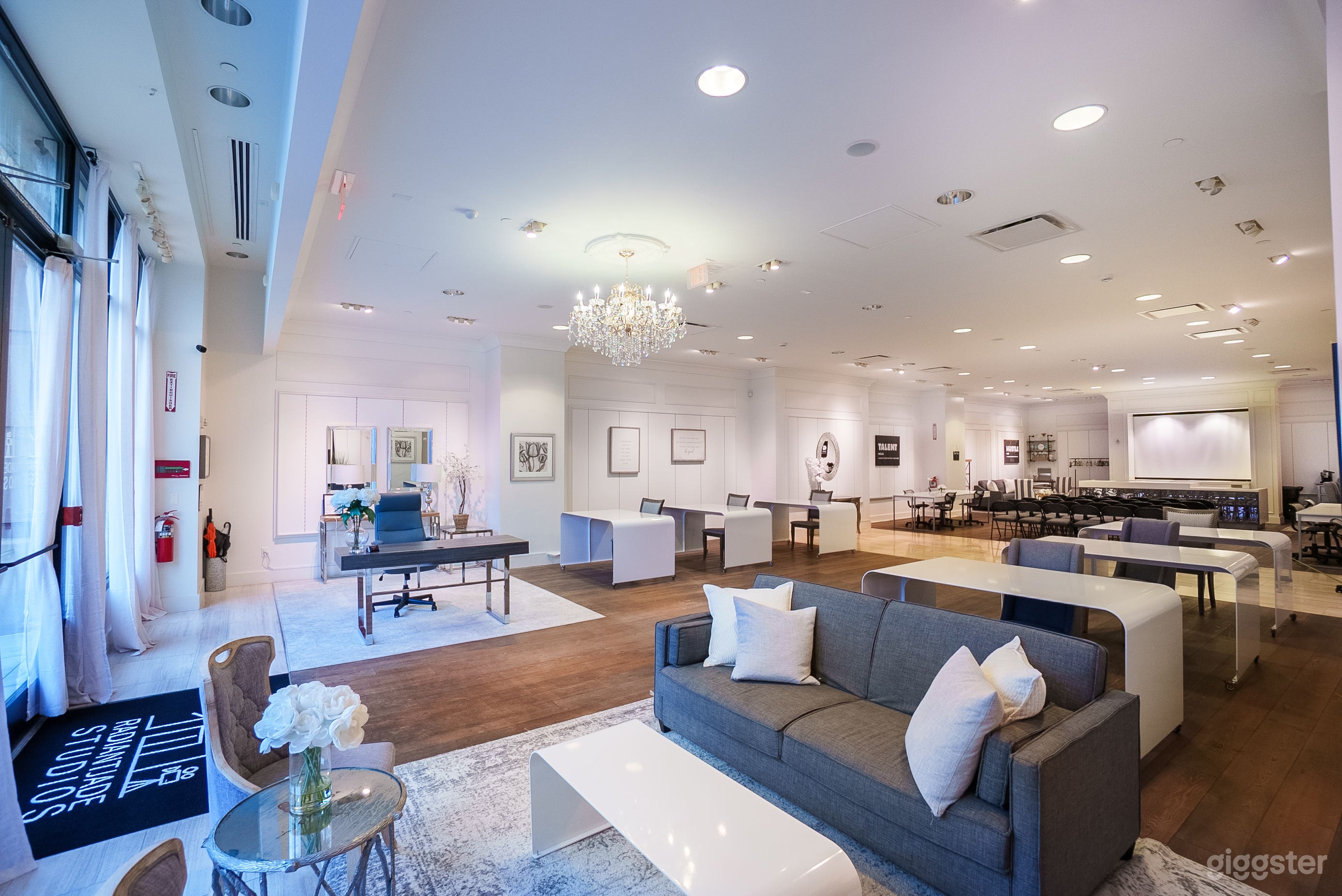 Elegant Event Space with Multiple Styled Rooms Photo 2