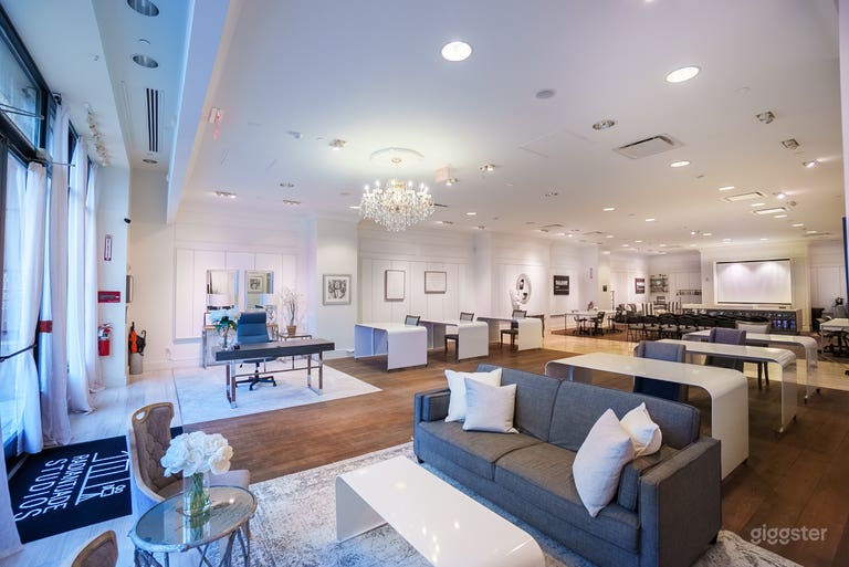  Elegant Office Space For Meetings & Video Shoots 