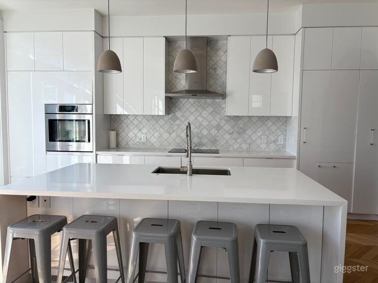  Cute, & modern Instagram-ready house full of unique touches! 