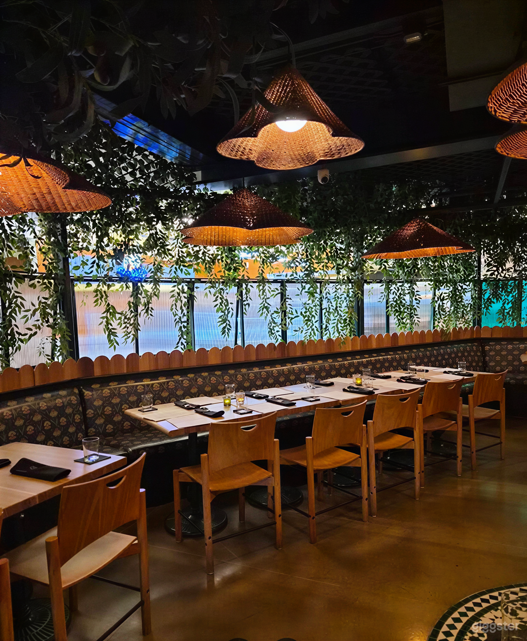 Chic Steak and Oyster Bar & Coastal-Inspired Event Venue Photo 1