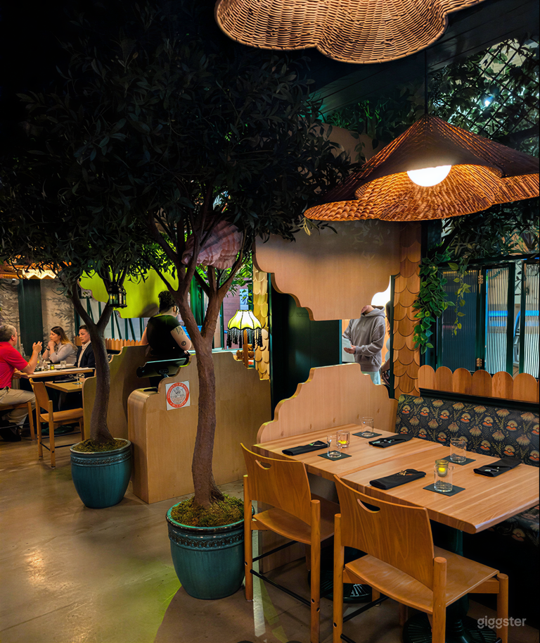  Chic Steak and Oyster Bar & Coastal-Inspired Event Venue 