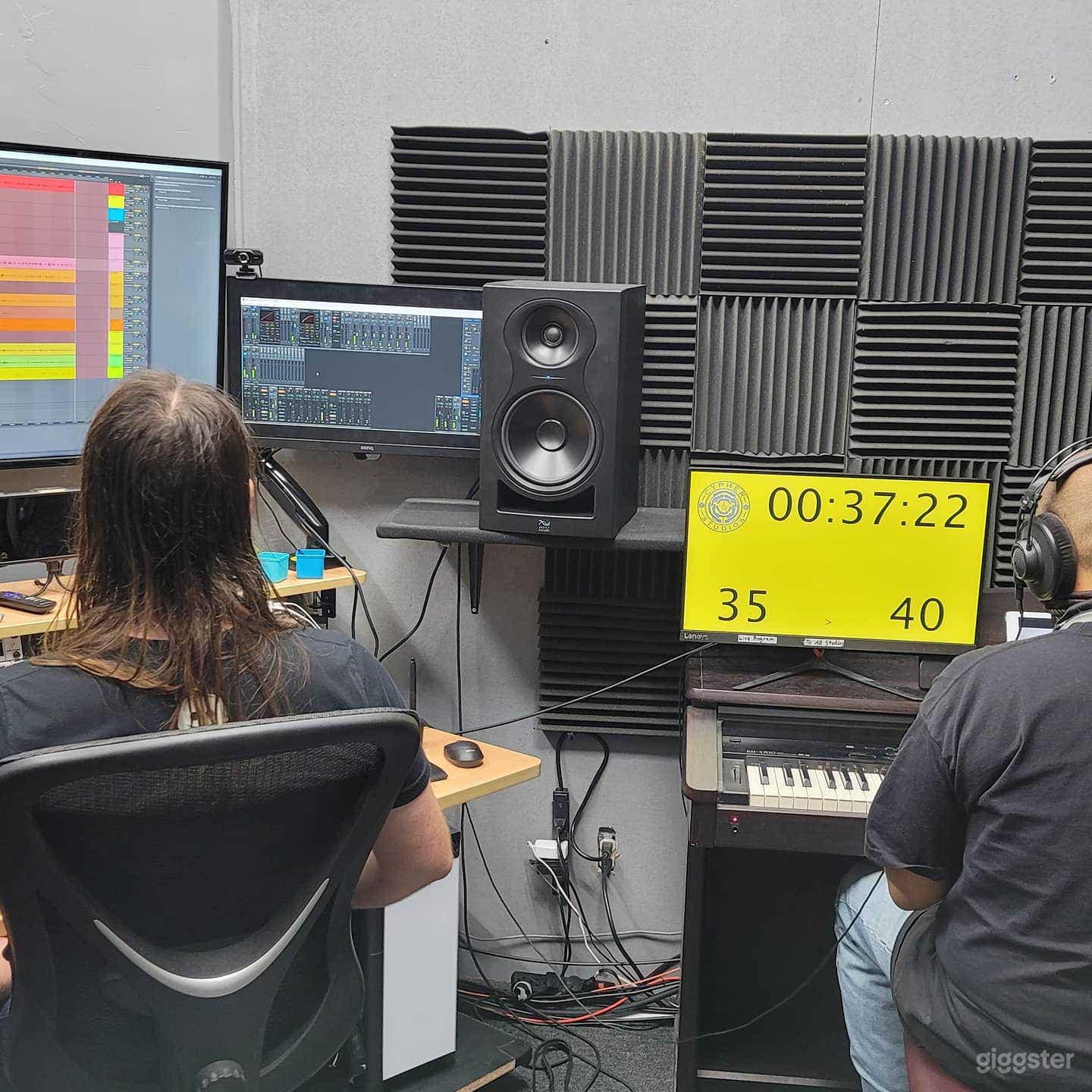 Done For you Podcast Studio Photo 3