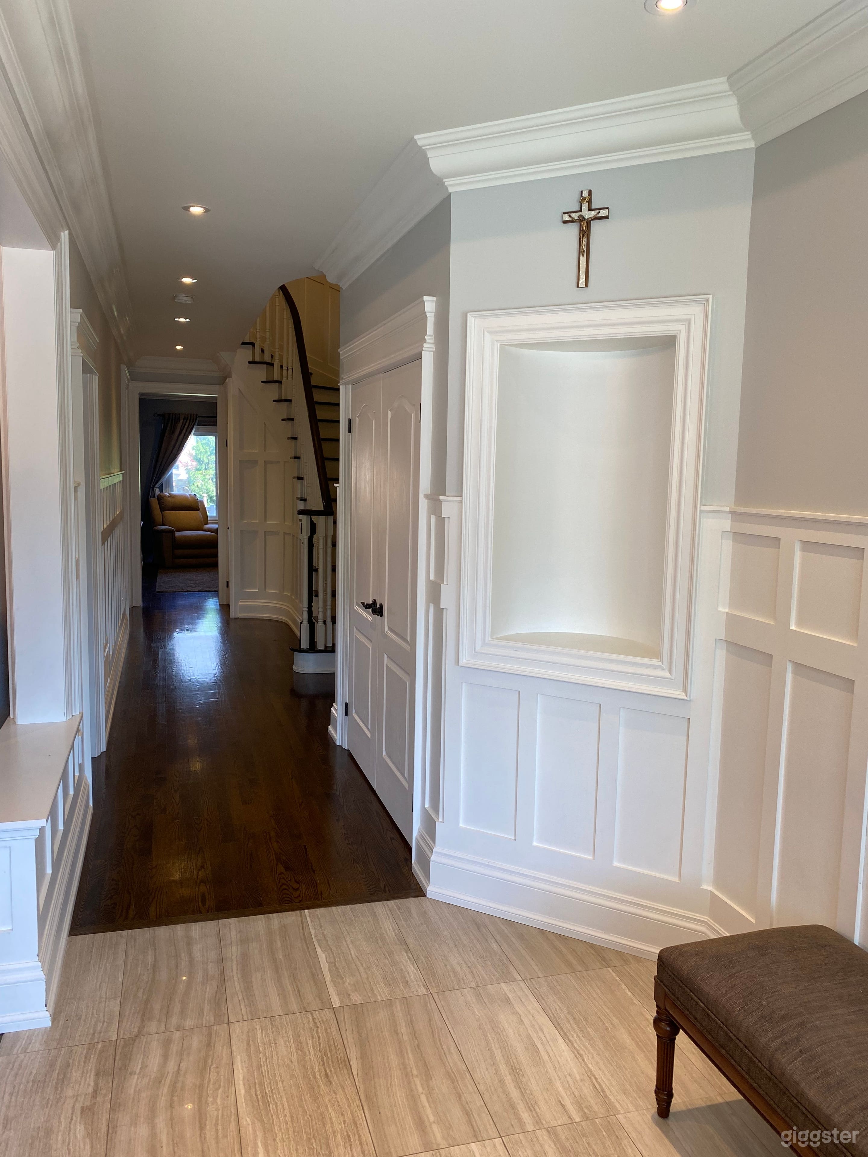 Retreat Spacious Home  Photo 3