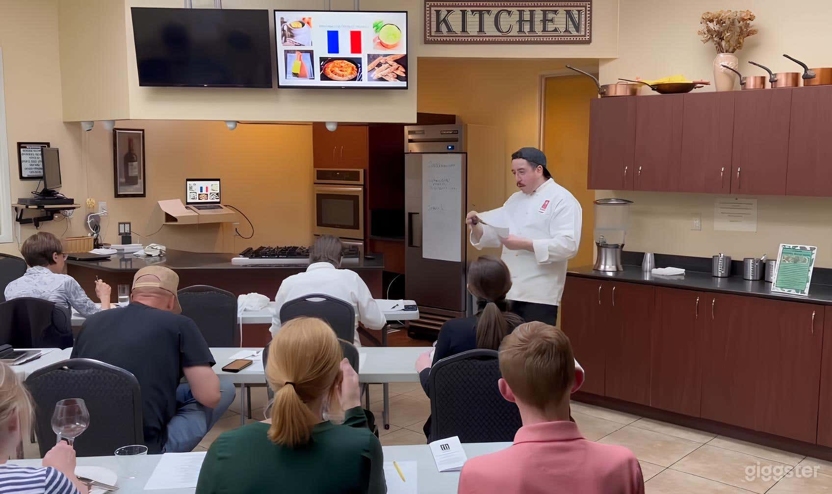 South Wing Room Photo 4