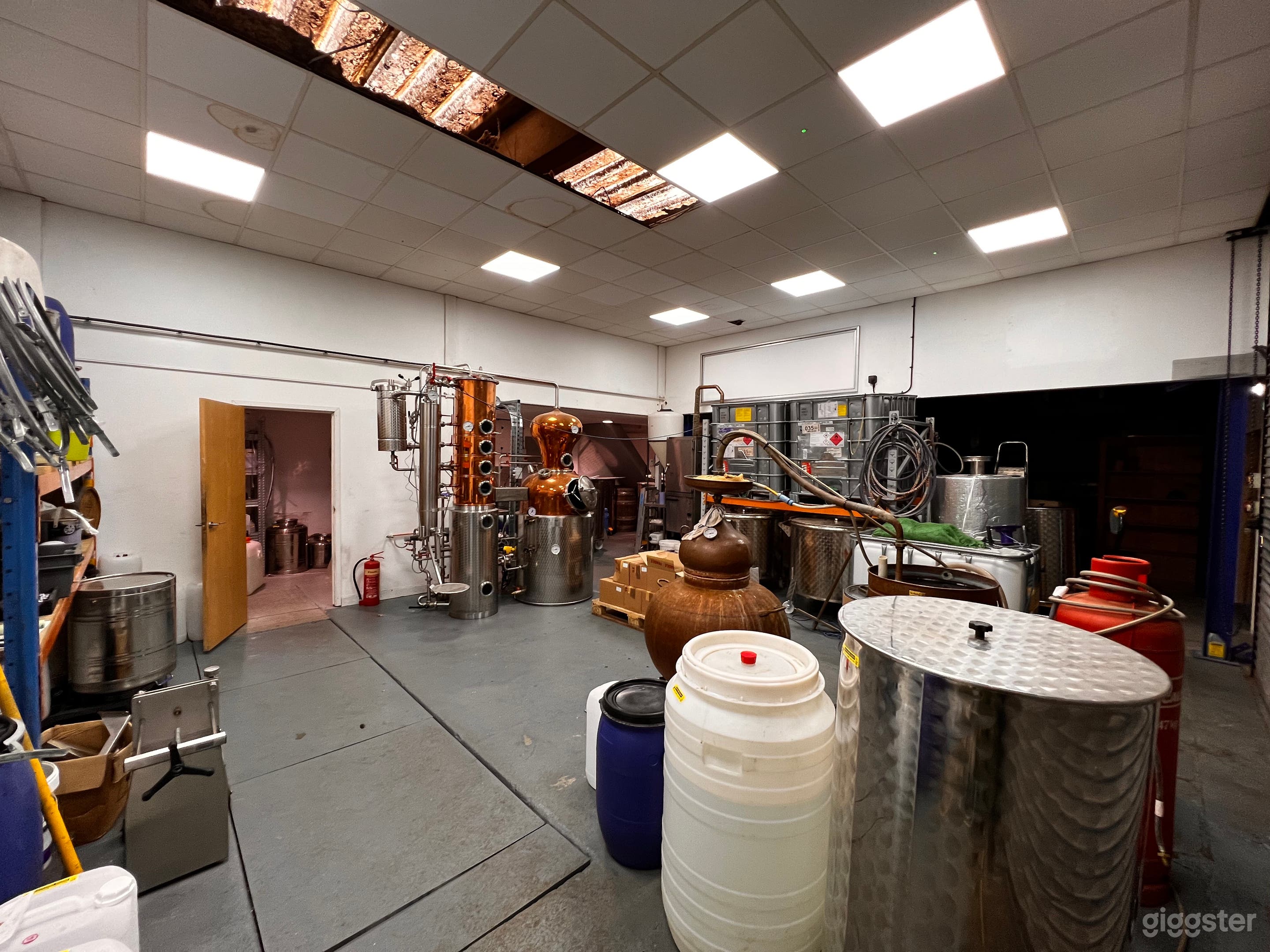 Distilling room