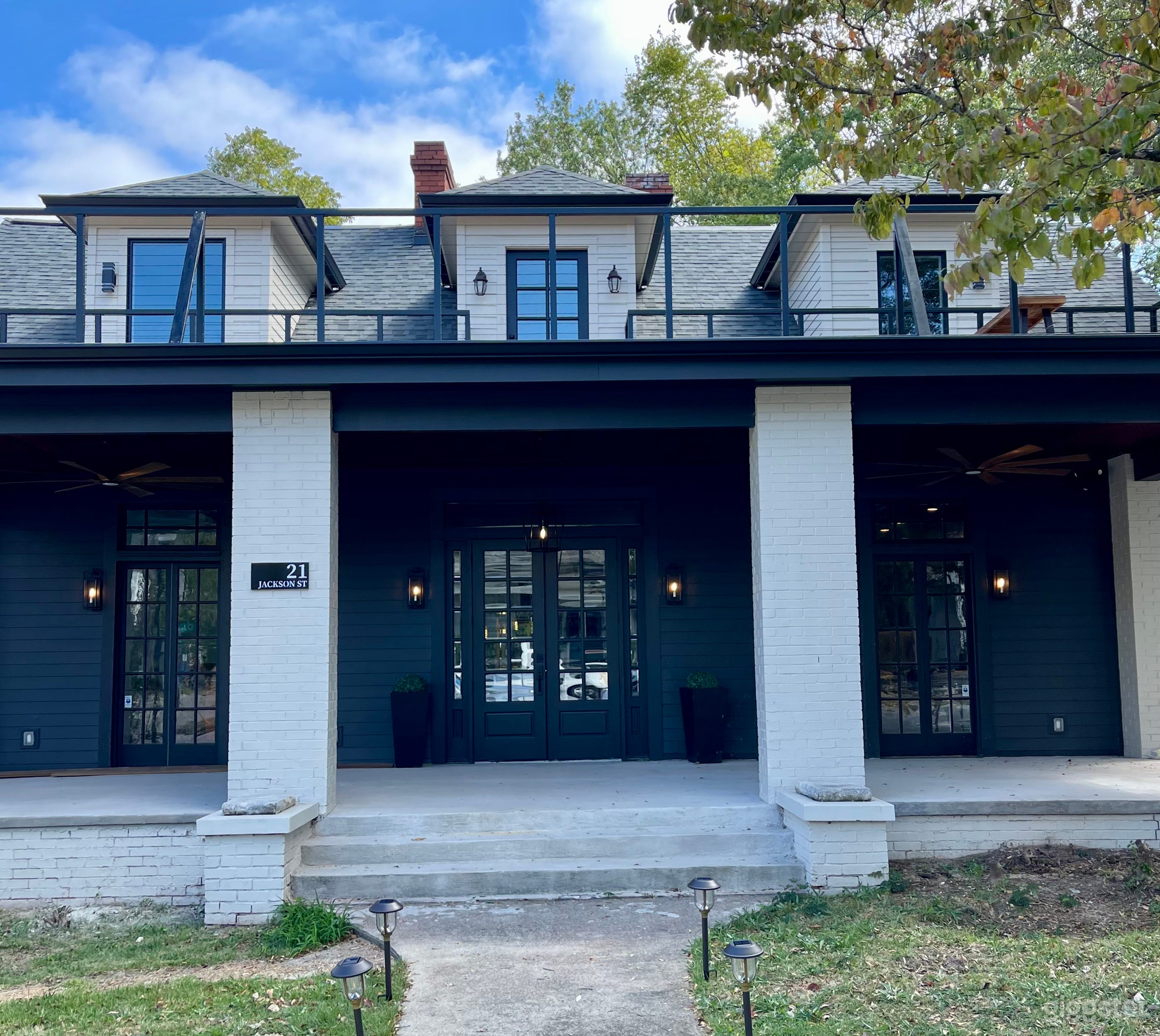 Multi Use Historic Property in Downtown Newnan Photo 1