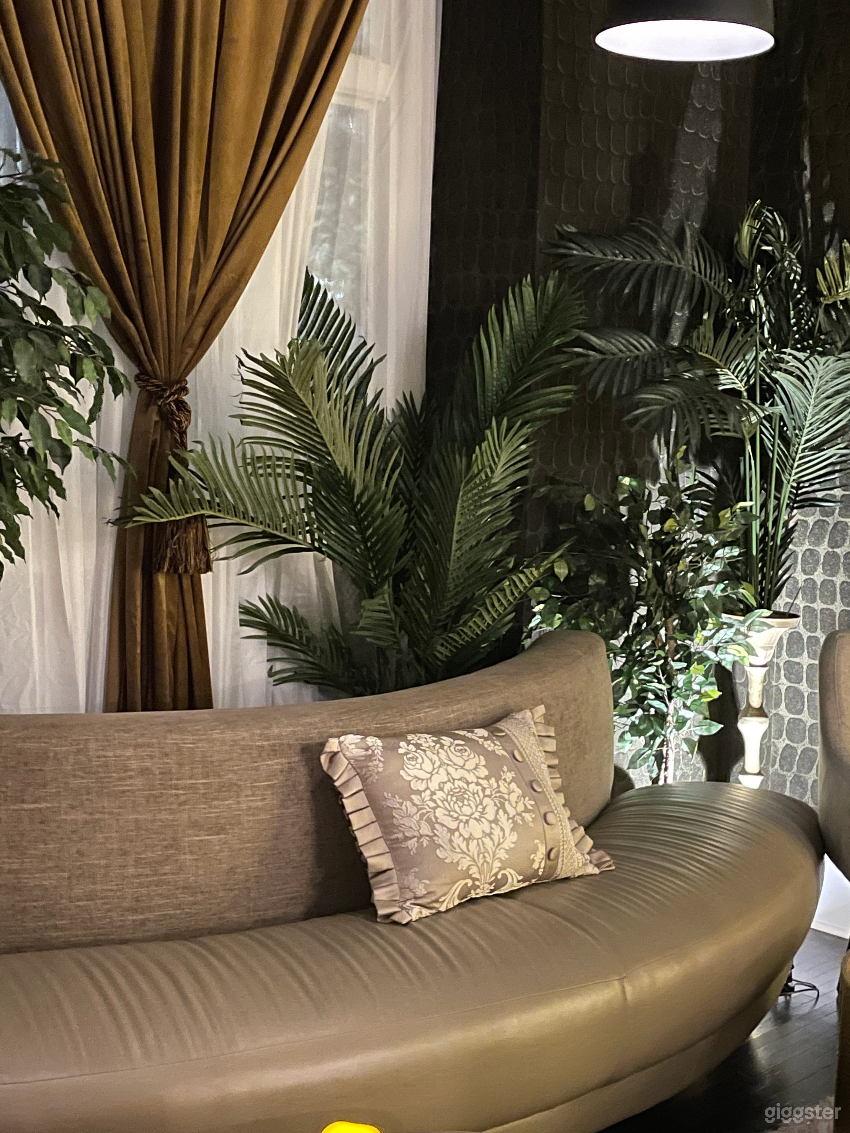 Multi Use Historic Property in Downtown Newnan Photo 2