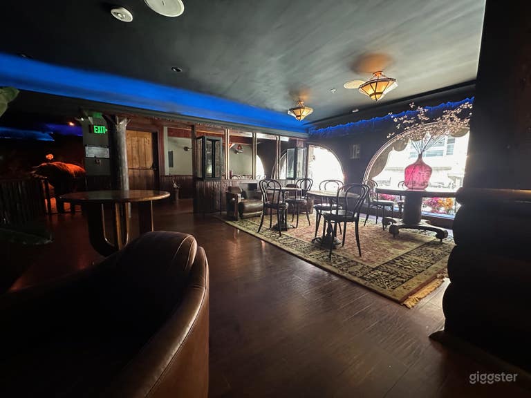  Vintage & Whimsical Cafe 