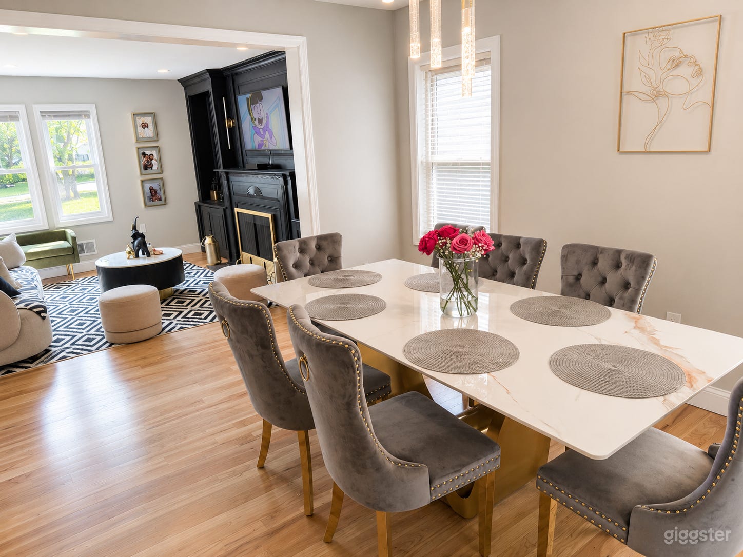 Welcome to Seven Oaks a 5 bedroom home Photo 4