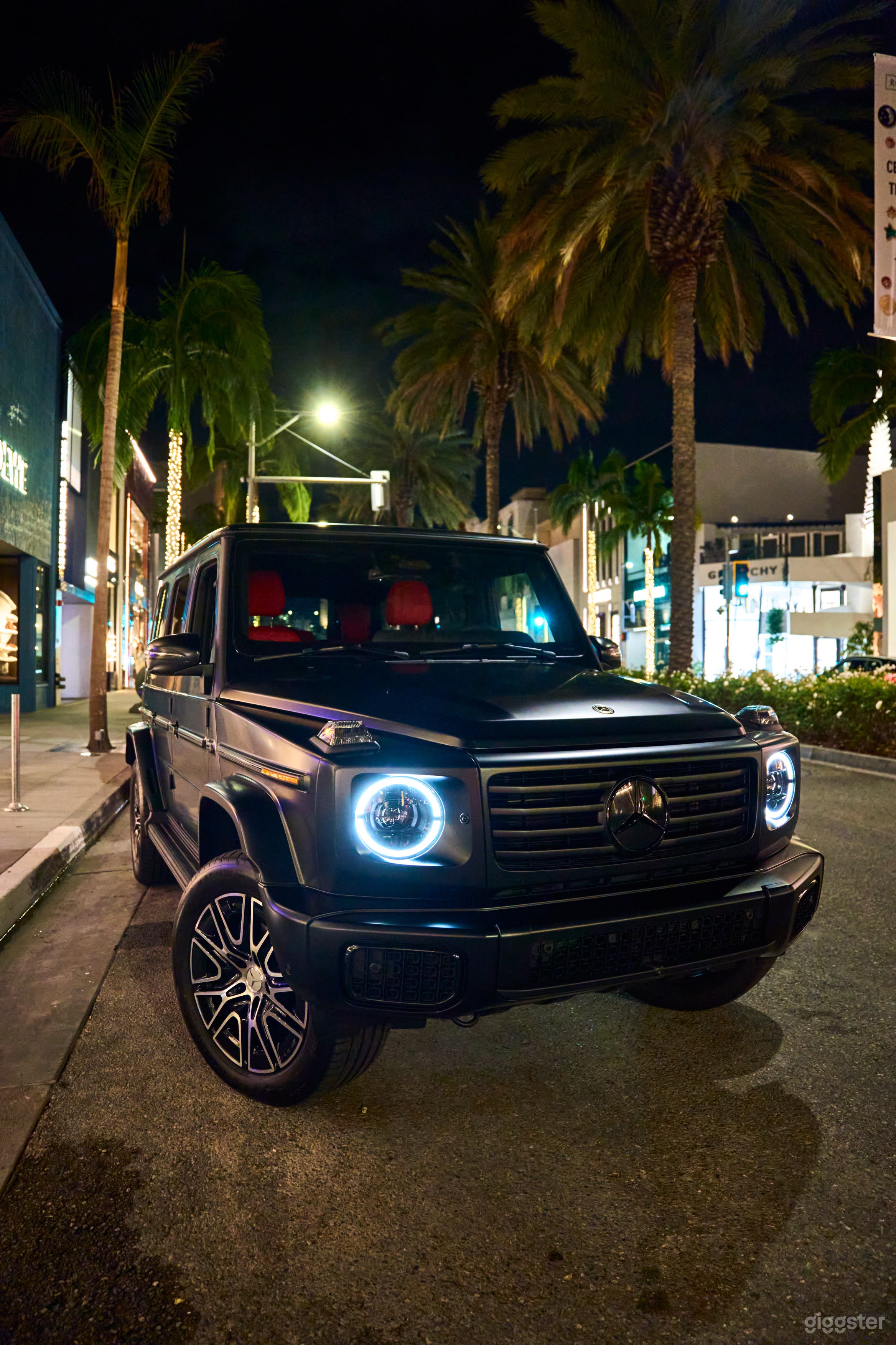 2025 G-Wagon ---Matte Black/ Red AMG Photo 2