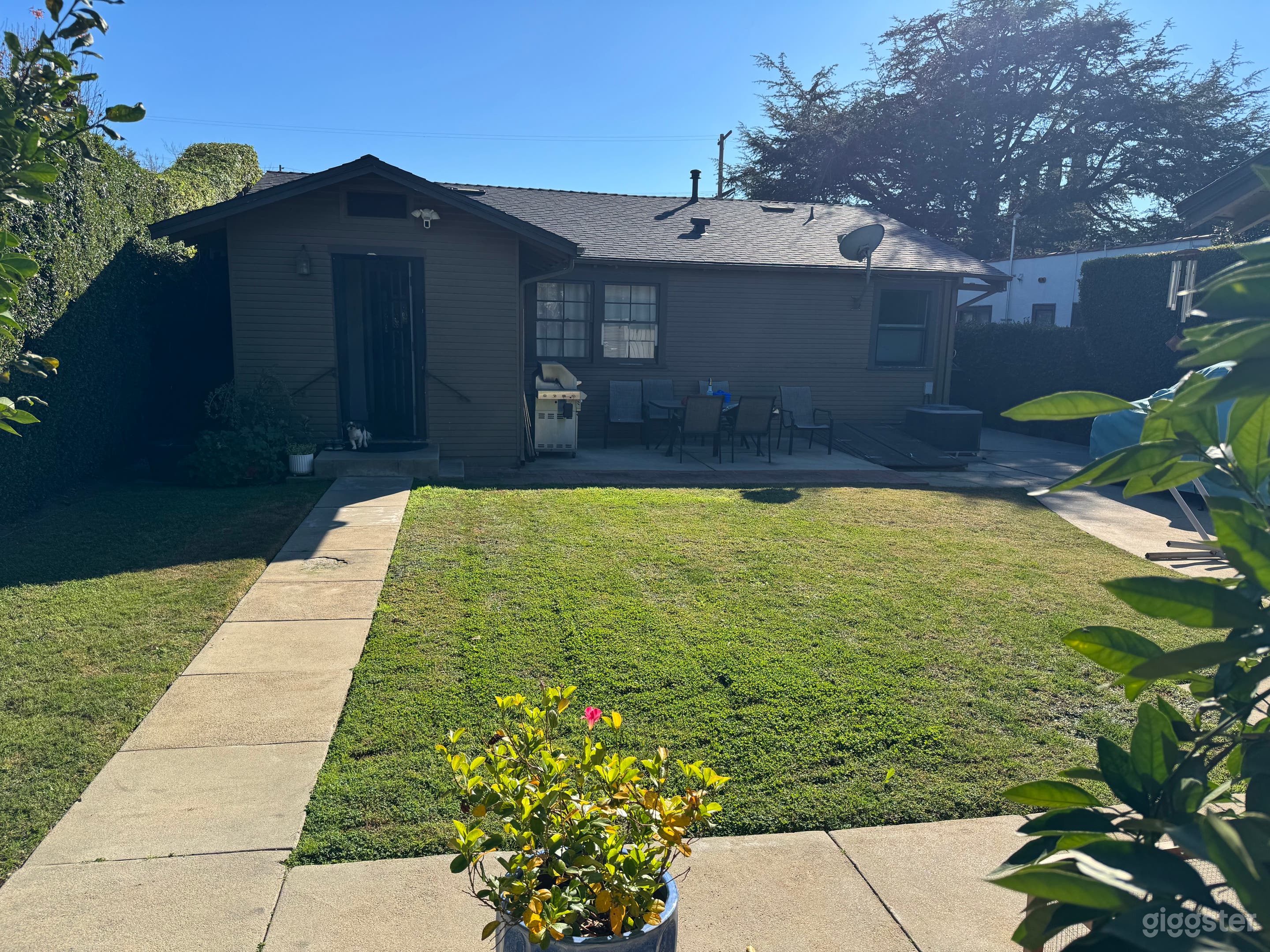 Private Backyard Event Space | Intimate Gatherings & Photo S Photo 1