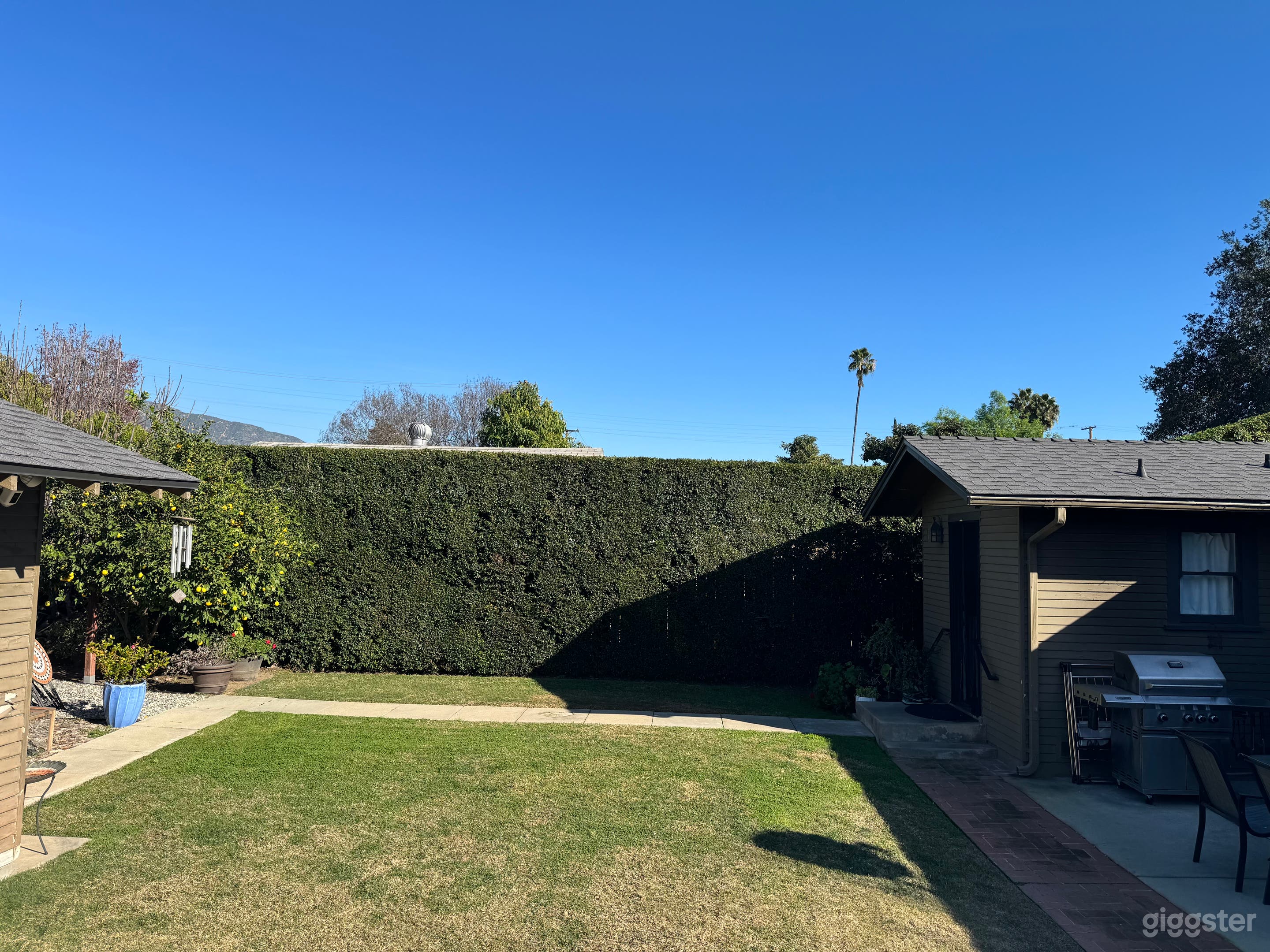 Private Backyard Event Space | Intimate Gatherings & Photo S Photo 2