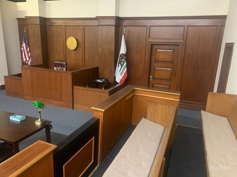  Court Room 