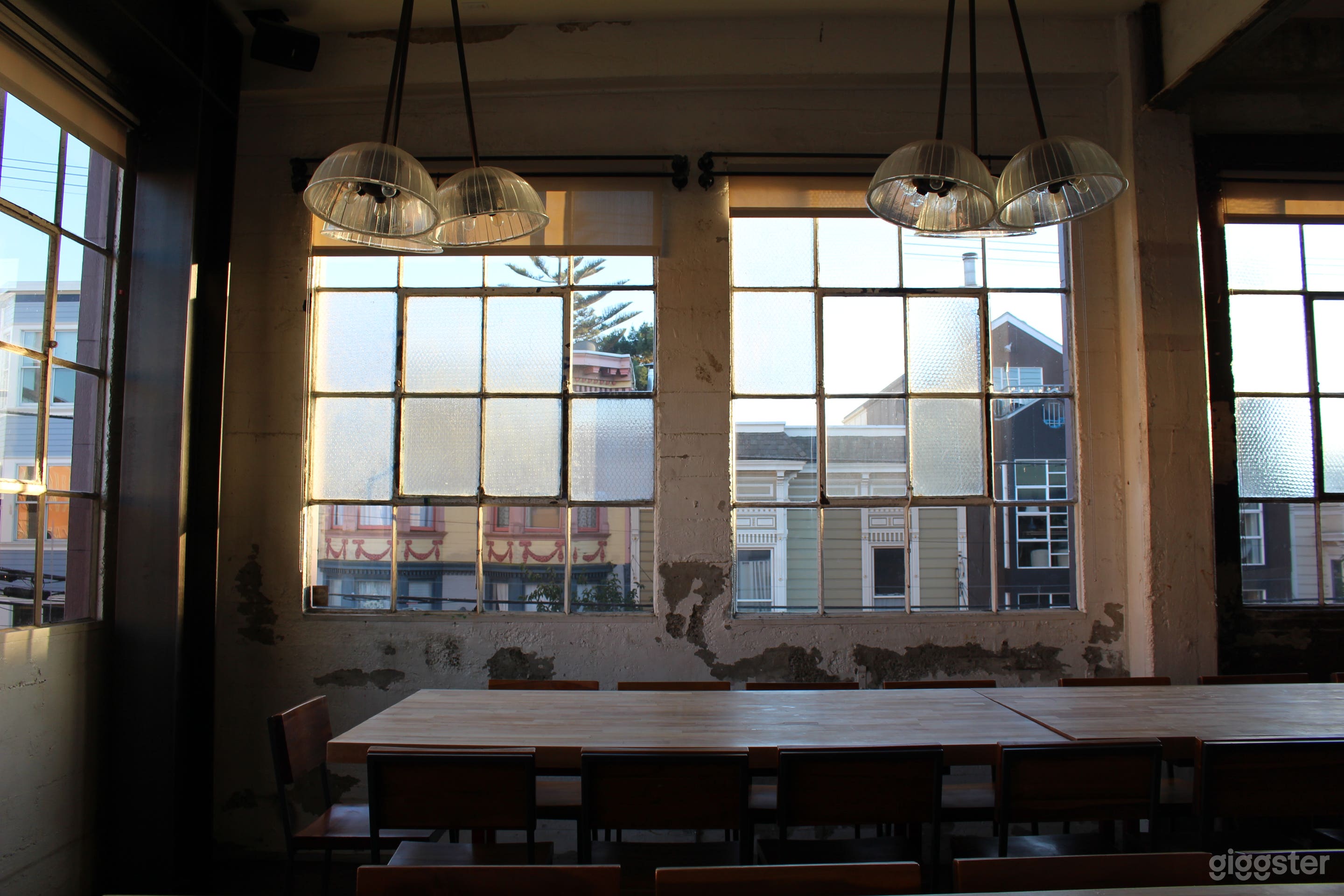 Converted warehouse space Photo 4