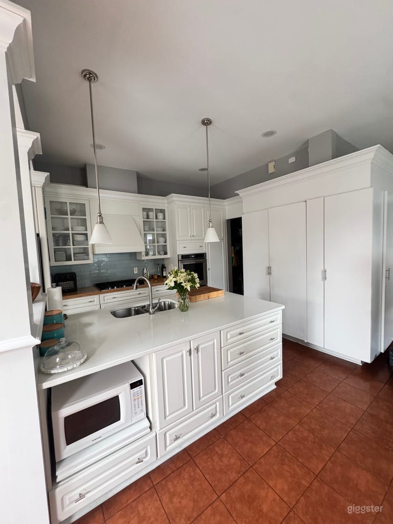  Victorian Row House in Buffalo 