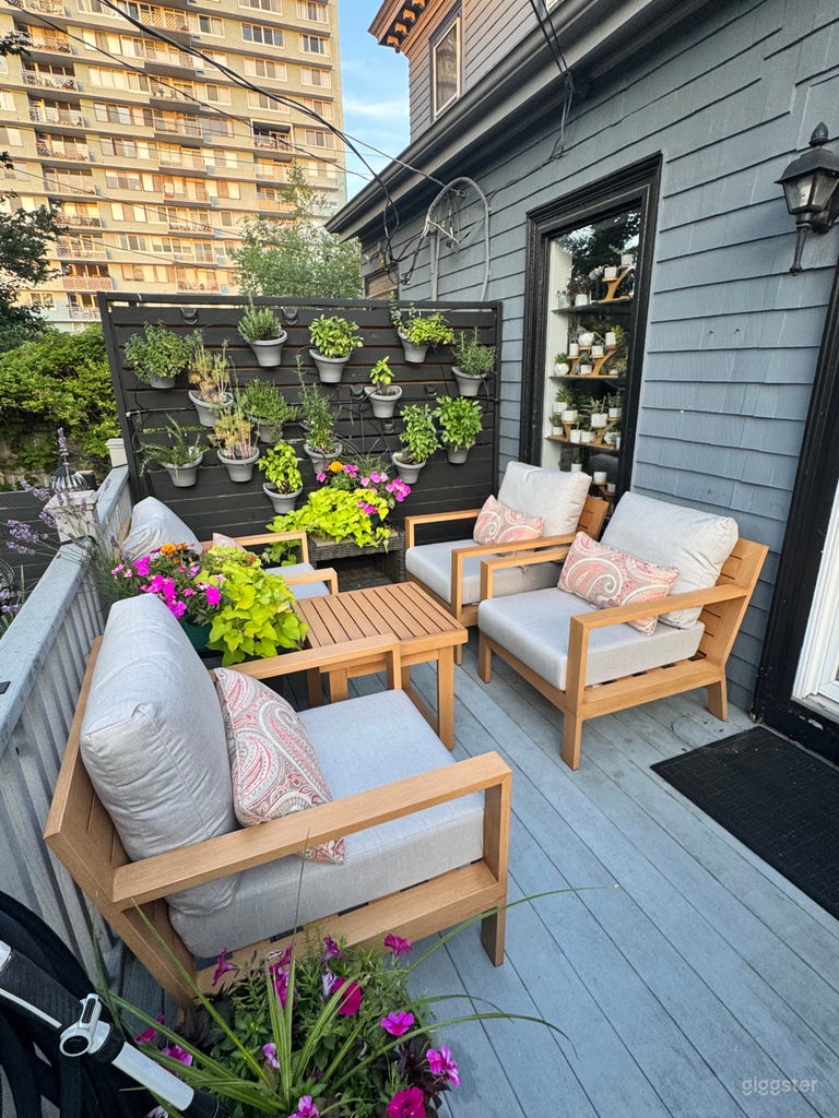  Victorian Row House in Buffalo 
