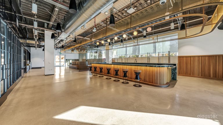  Rear view of lobby bar area 