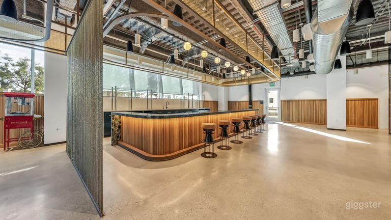  Bar area in back of lobby 