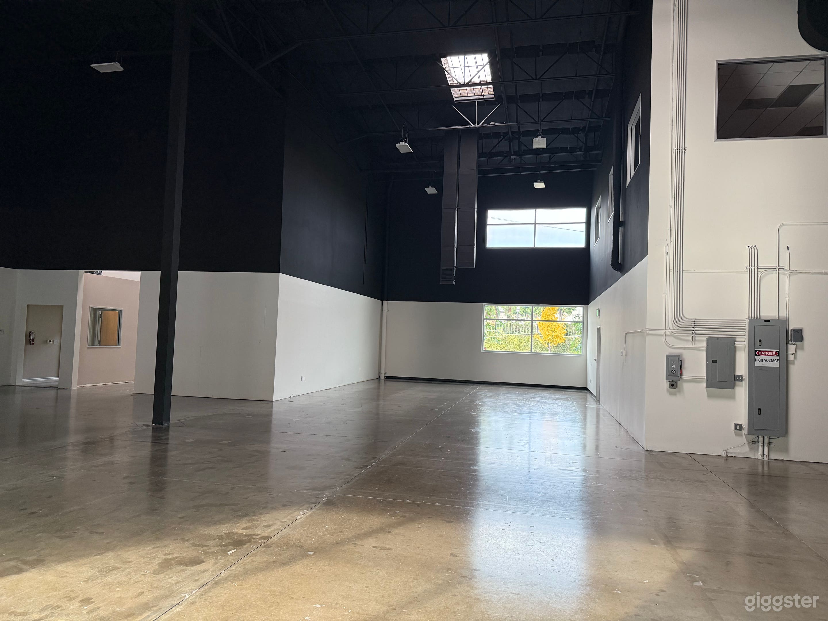 Modern Industrial Wine Tasting Room & Event Venue Photo 2
