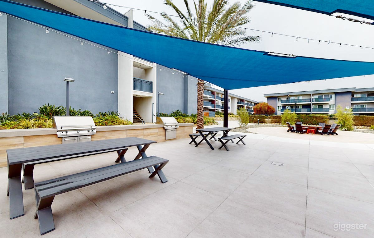 Spacious Outdoor Picnic Area in Newport Beach Photo 3