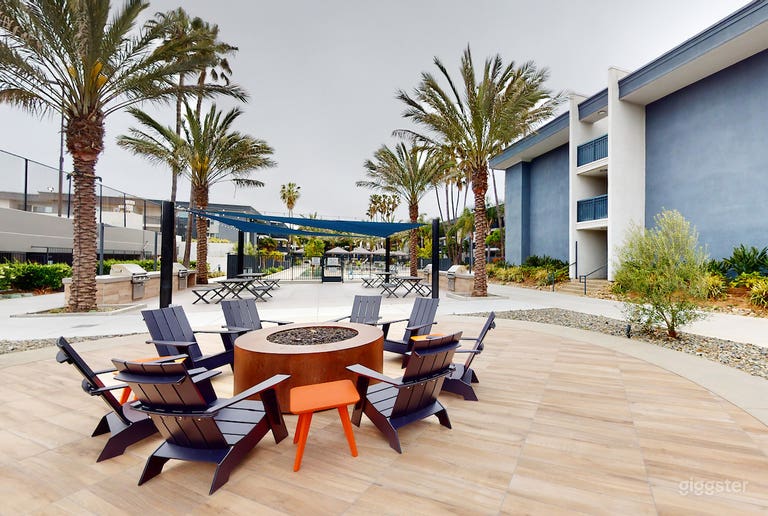  Spacious Outdoor Picnic Area in Newport Beach 