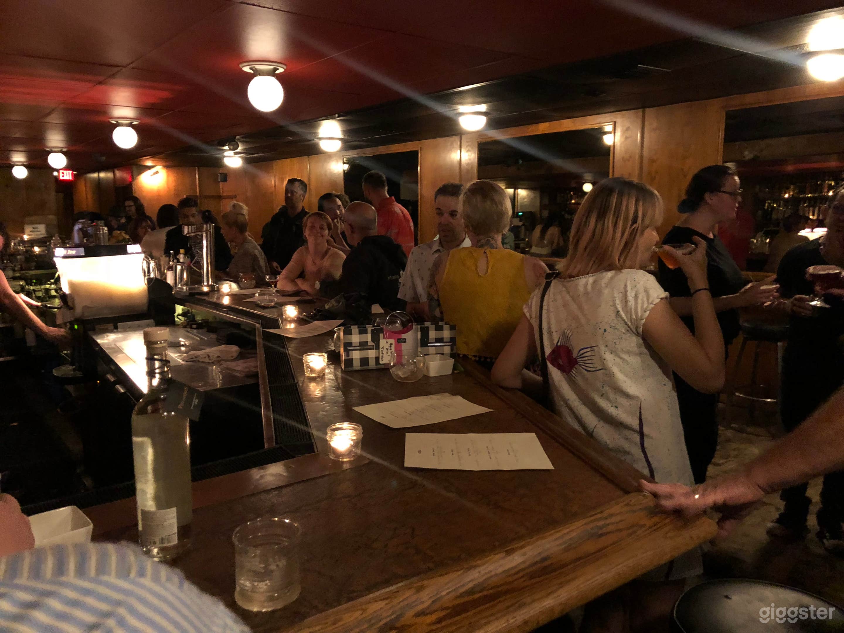 Original 1960s Wood-Paneled Dive Bar / Studio City Photo 3