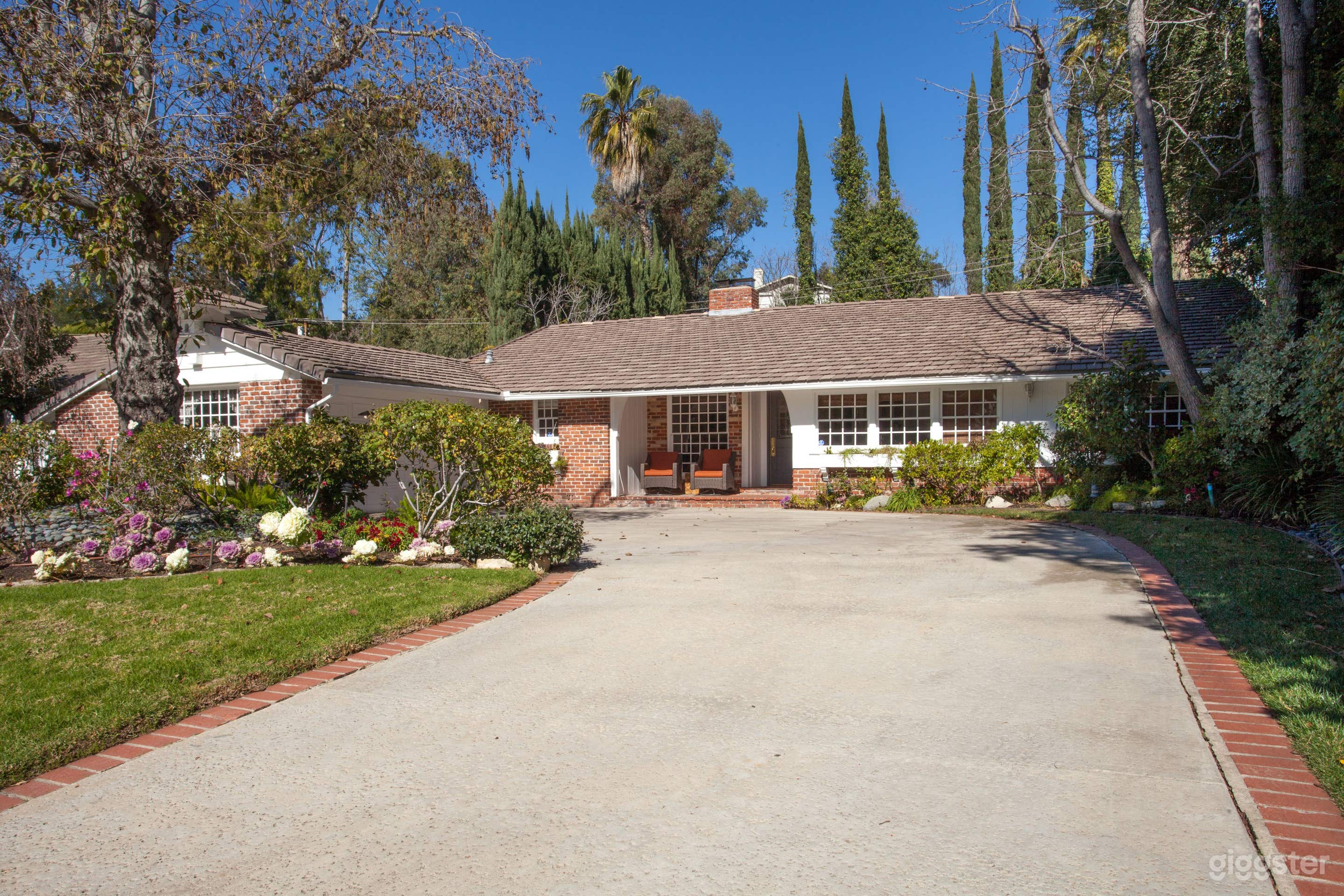 Simple Suburbia  Photo 1